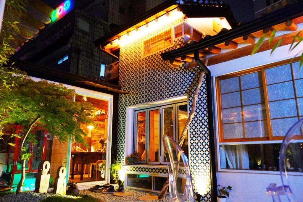 'Hanok Hanok' Boutique Stay Seoul - 2Min From Gyeongbokgung Palace Station Buitenkant foto